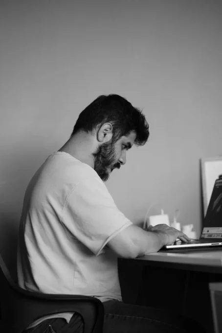 Pé ergonômico: alívio imediato no trabalho em pé
